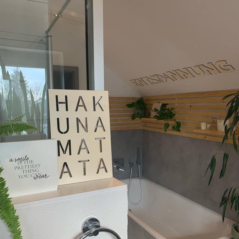 Obraz dekoracyjny z topoli - deska Hakuna Matata
